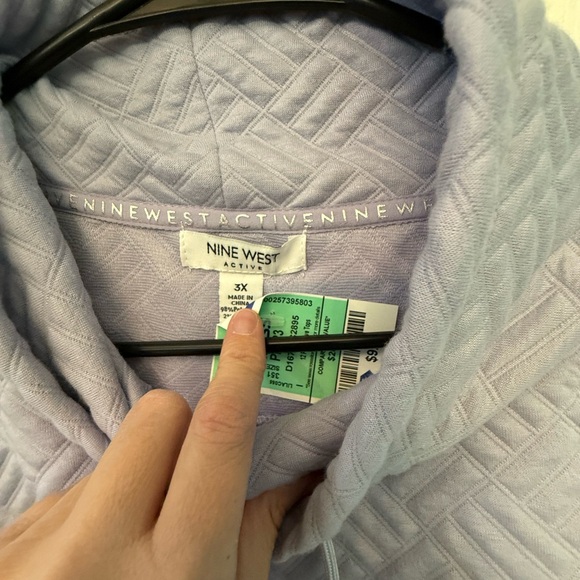 Women’s Sweatshirt with pockets - Picture 3 of 4